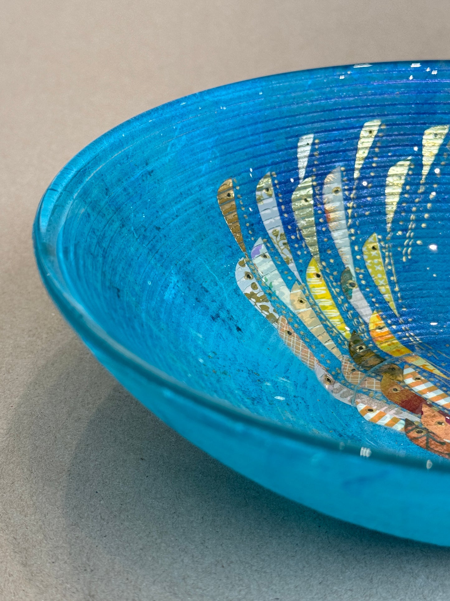 Medium Ribbed Bowl