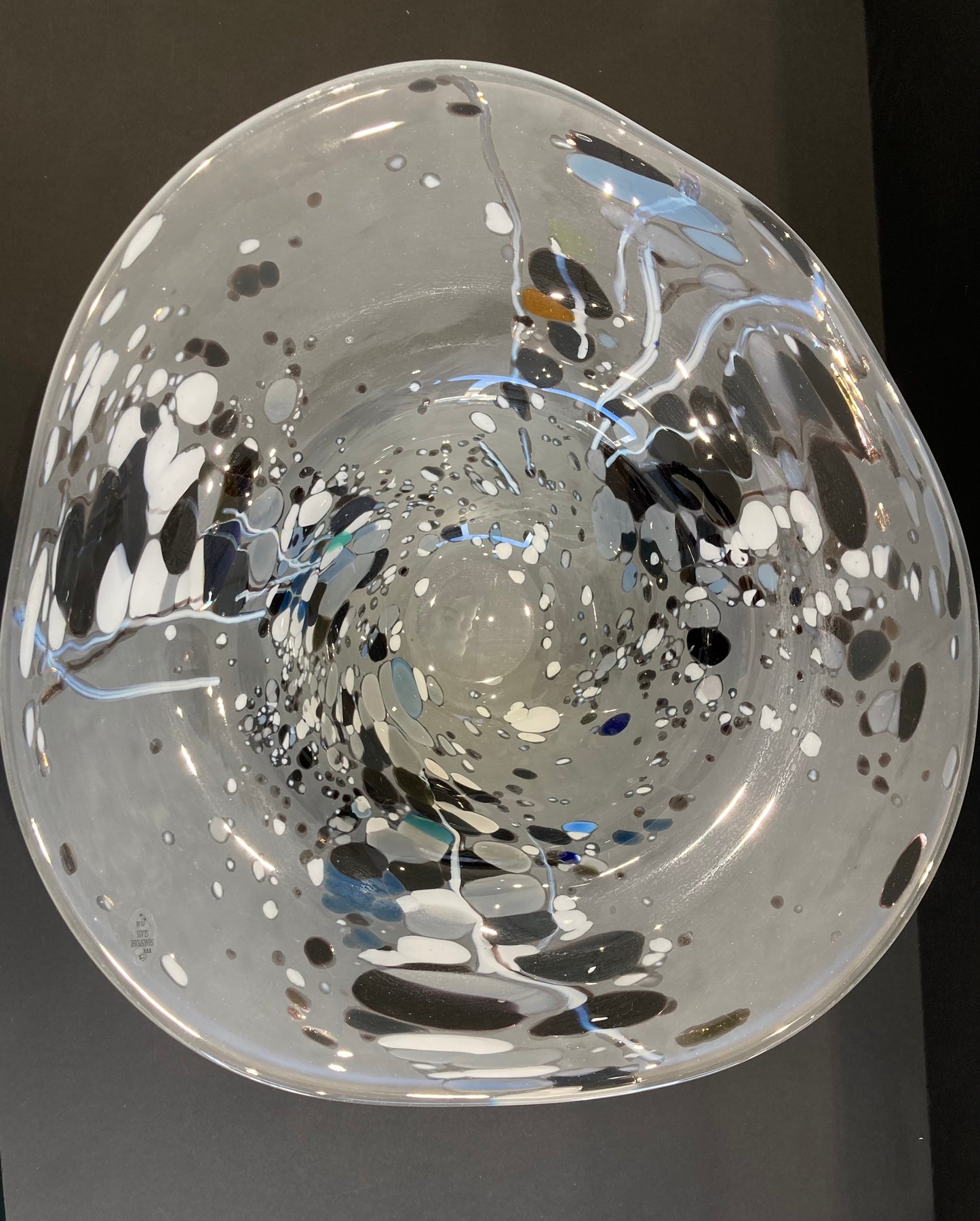 Black Seagrass Dish