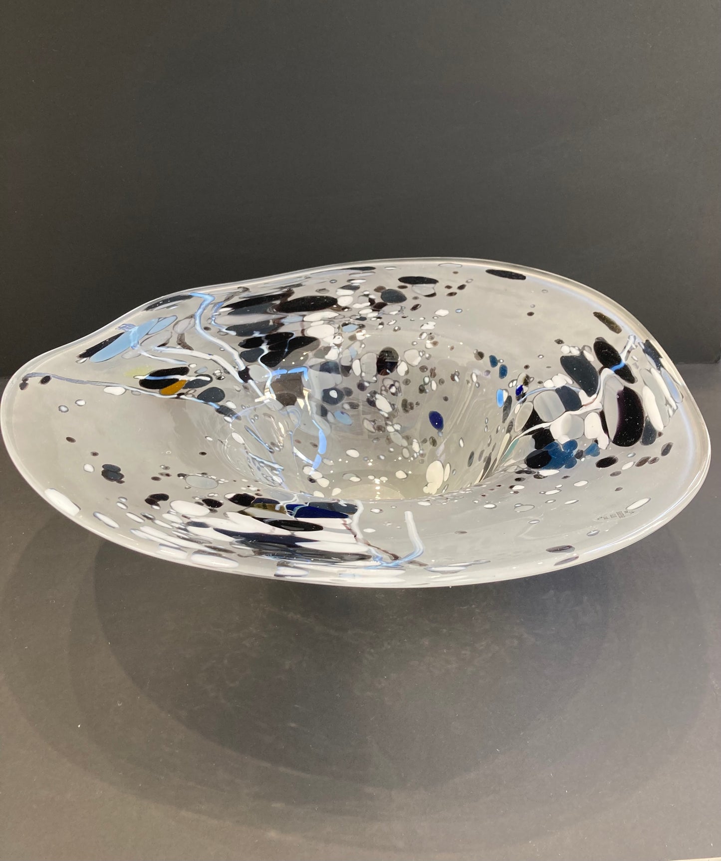 Black Seagrass Dish