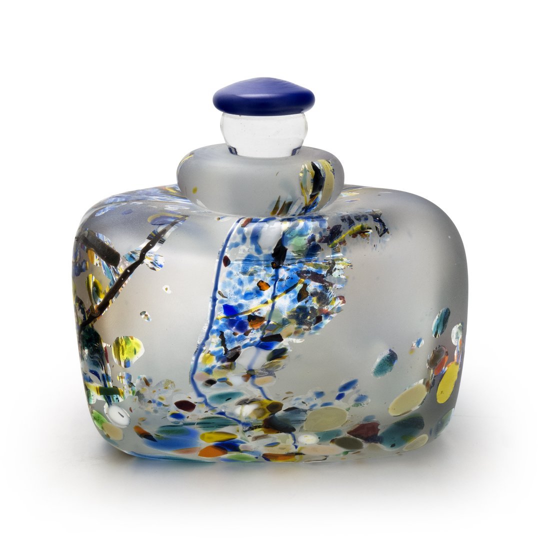 Wonderful new glass from the studio of Will Shakspeare