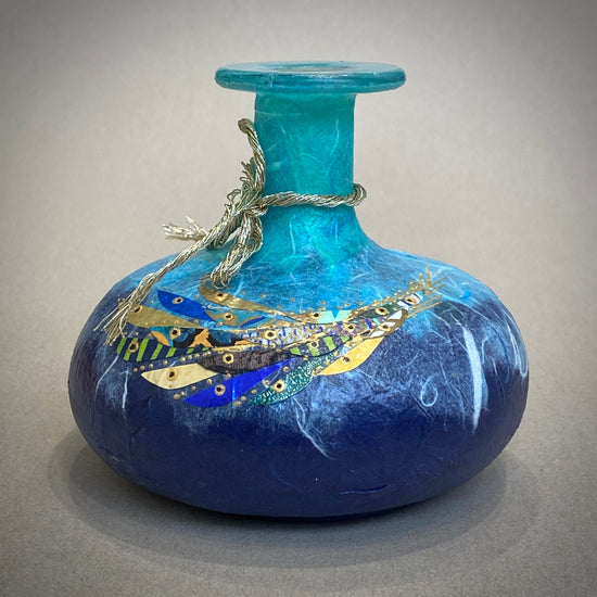 Potion Bottle (emerald/blue)