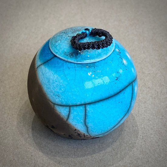 Load image into Gallery viewer, Small Raku Fired Porcelain Jar (blue)
