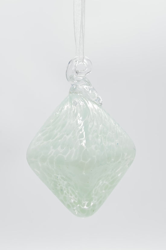 Load image into Gallery viewer, Shakspeare Christmas Bauble - Small Diamond
