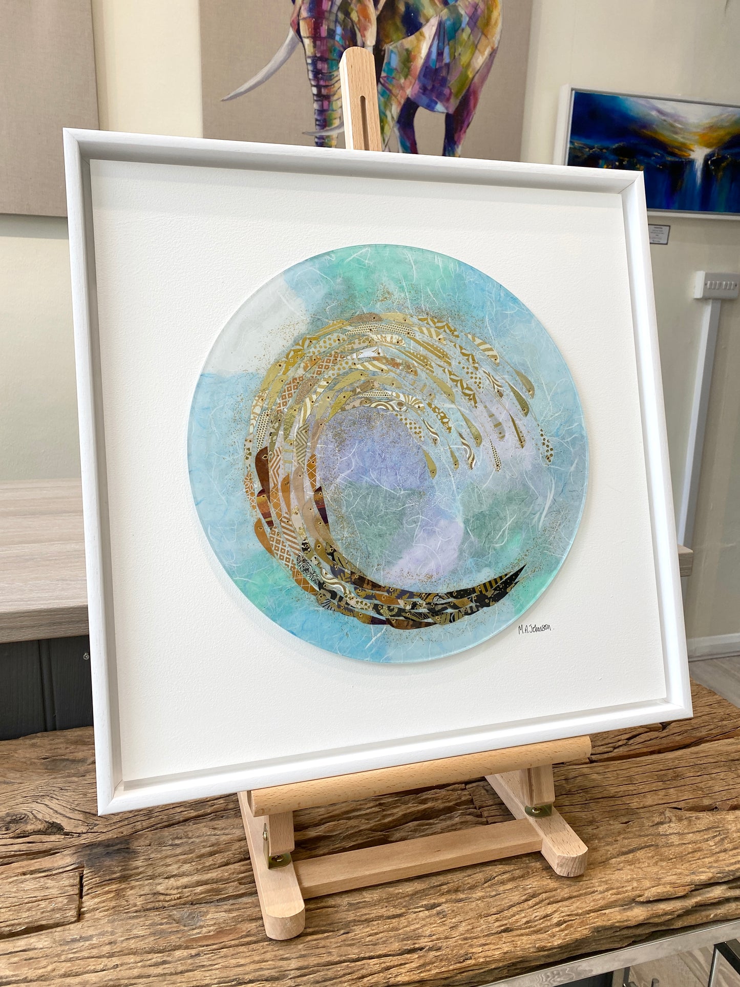 Load image into Gallery viewer, Framed Glass Disc - Golden Shoal (large)

