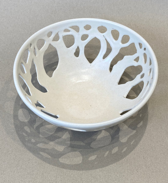 Small tree bowl in white